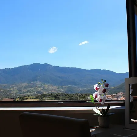 Il Portico 住宿加早餐酒店 3*