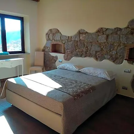 Il Portico فندق مبيت وإفطار أورغوسولو